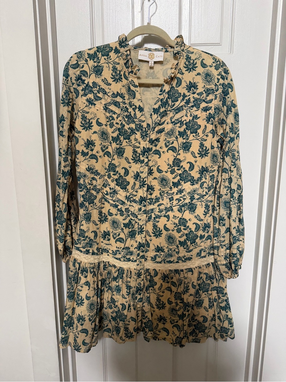 Anna cate Floral Print Cream and Teal Tiered Dress
